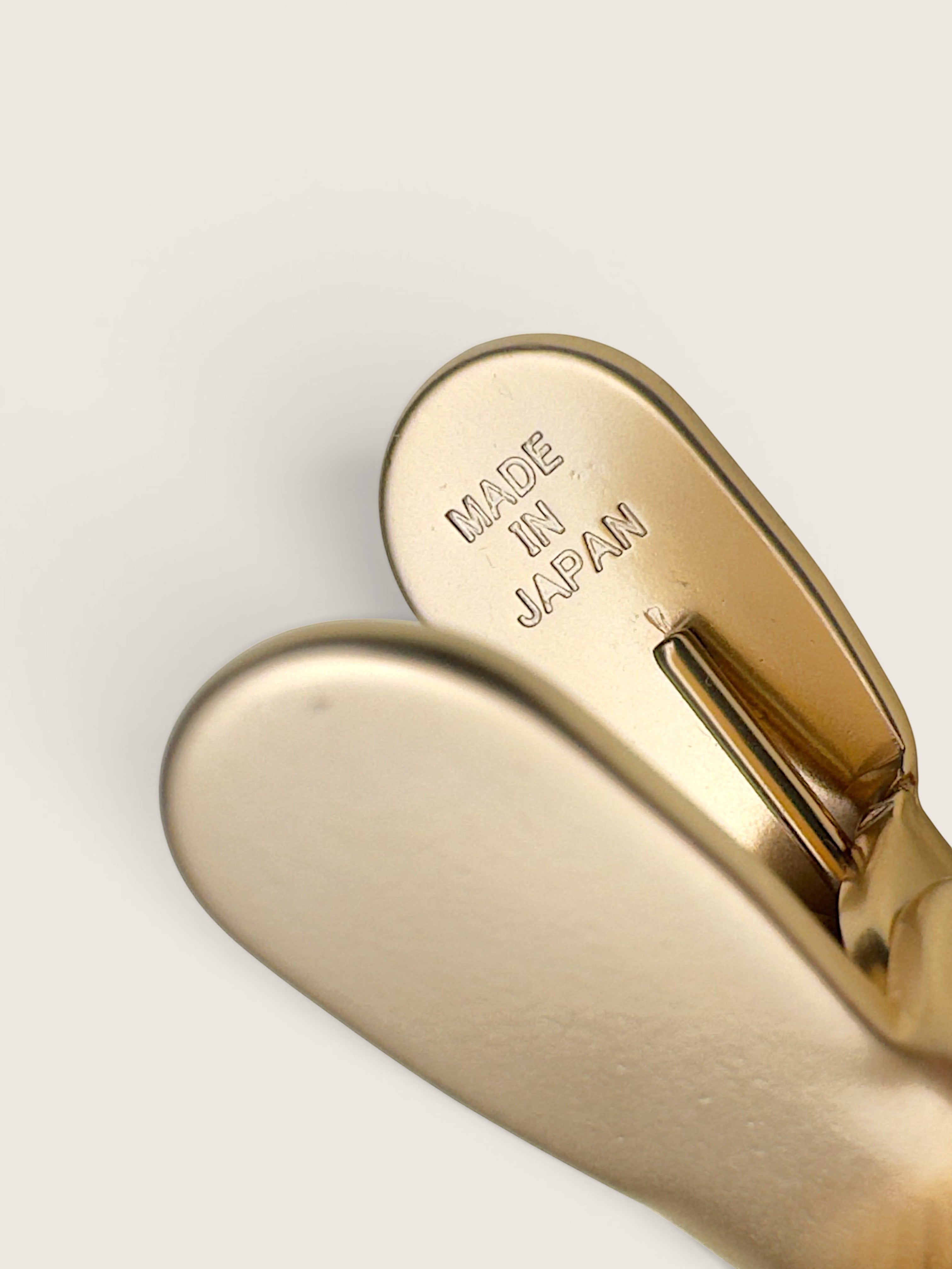 Ourooh Japanese Yuzen leather key clip featuring a sprung brass clasp with Made in Japan engraving